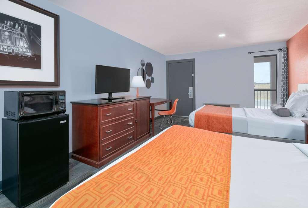 Howard Johnson By Wyndham San Marcos Rom bilde