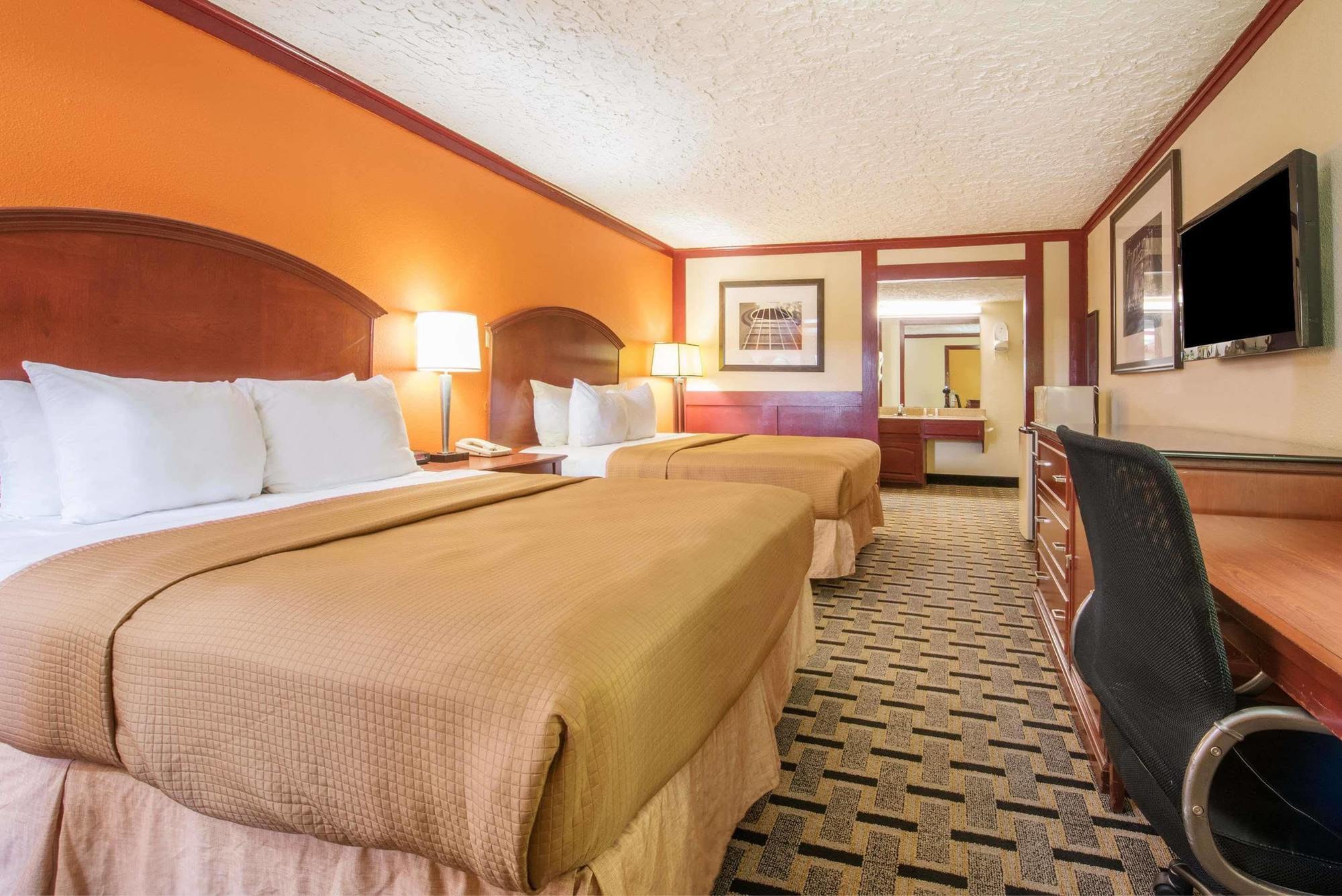 Howard Johnson By Wyndham San Marcos Eksteriør bilde